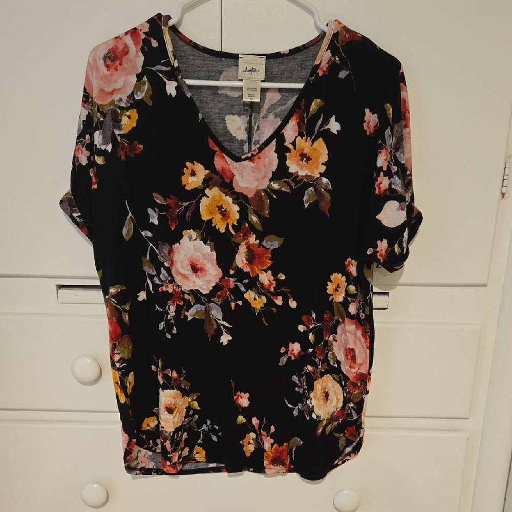 LOFT Black Floral Short Sleeve Top